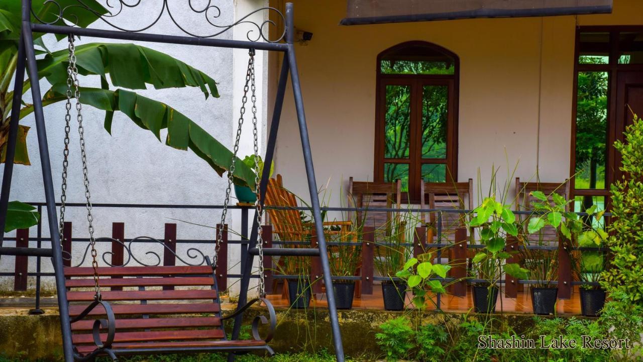 Shashin Lake Resort Dambulla Bagian luar foto